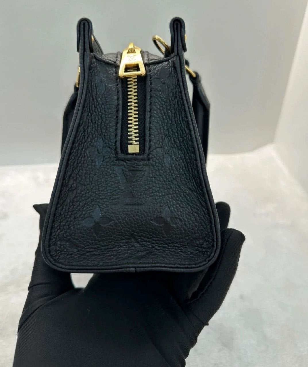 Louis Vuitton On The Go East West