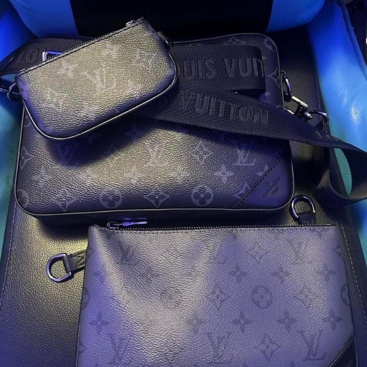 Louis Vuitton Trio Messenger